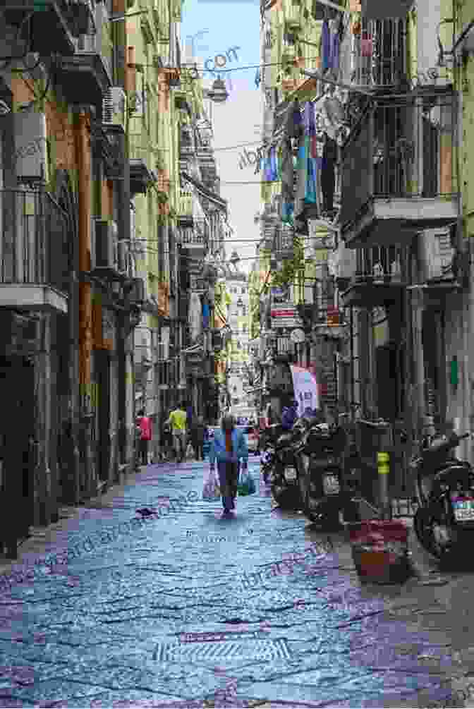 Panoramic View Of Naples City With Focus On Bustling Street Life And Historic Buildings, Showcasing The Vibrancy And Cultural Heritage That Inspires Neapolitan Cinema New Neapolitan Cinema (Traditions In World Cinema)